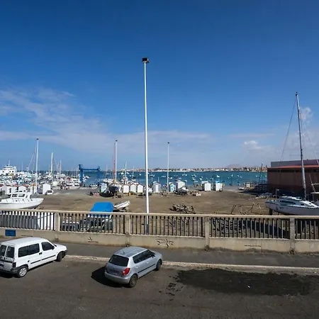 Harbour With Seaview Apartament *